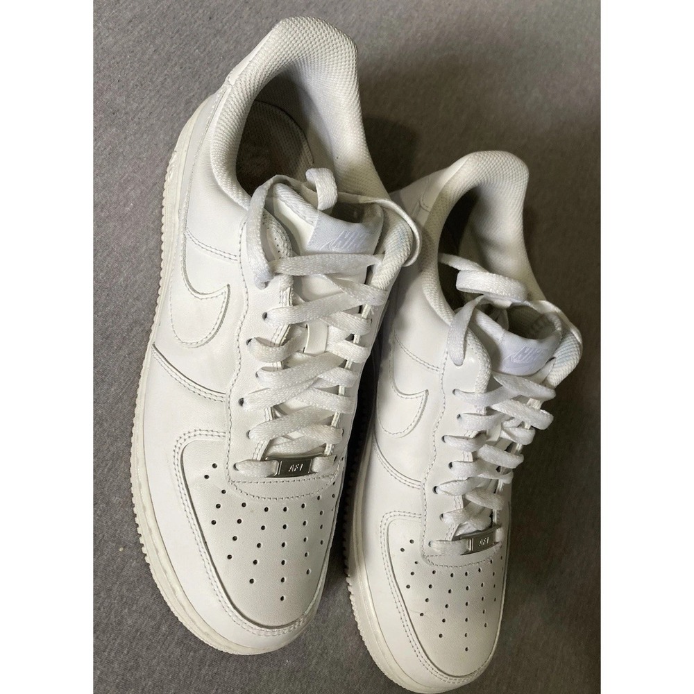 Nike Air Force 1 Low Triple White Leather Sneakers Men's 9.5 US Vietnam Classic